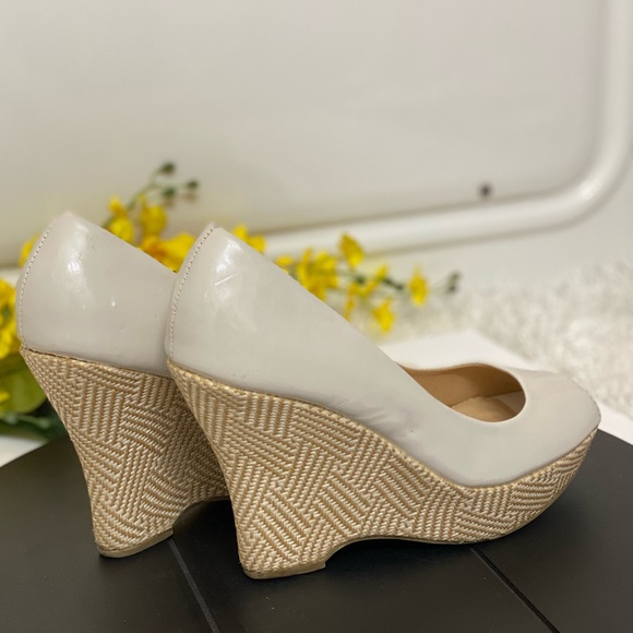 DIBA peep toes Pumps, women shoes size 8. Very elegant shoe, beautiful design - Picture 1 of 5